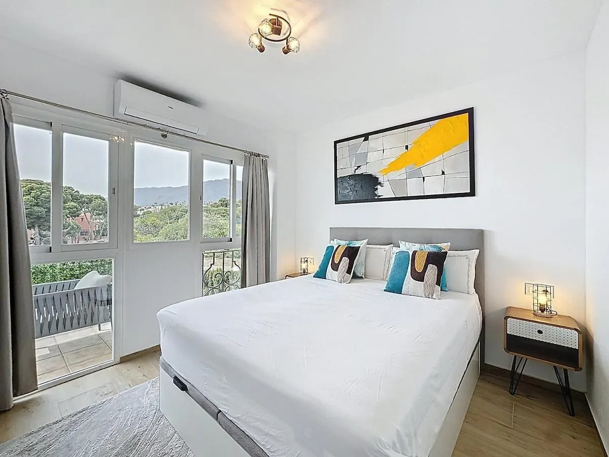 Eriksson Homes Apartment At Cristo Beach Estepona With Sea Views